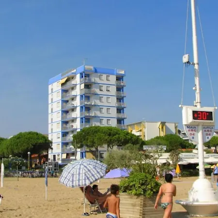 Seafront Flat With Splendid Views From The Terrace 아파트 *